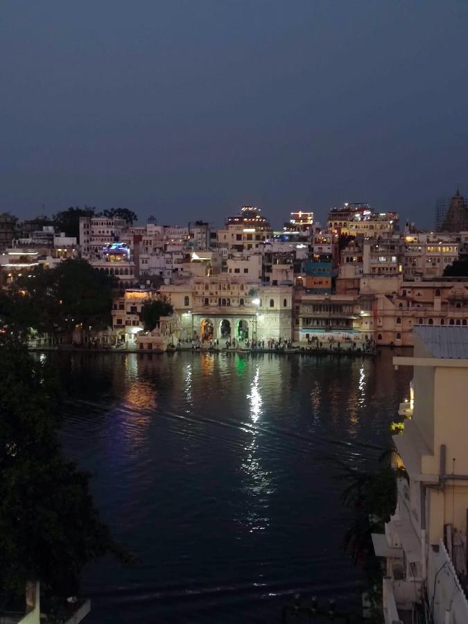 Madpackers Udaipur Hostel Exterior photo